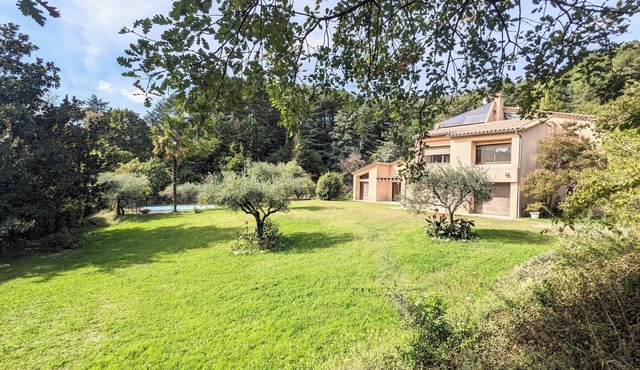 Beautiful, light-filled duplex in the Cévennes