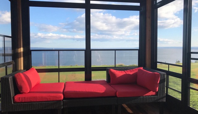 Beautiful location for one or more families to relax. 4 BR 2 Bath Pet Friendly