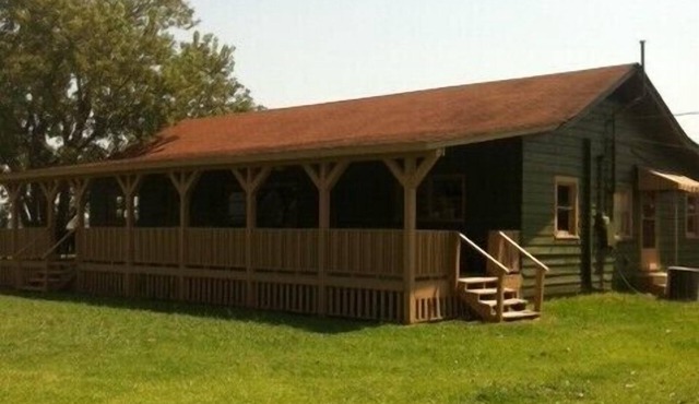 beautiful lodge in a relaxed country setting!