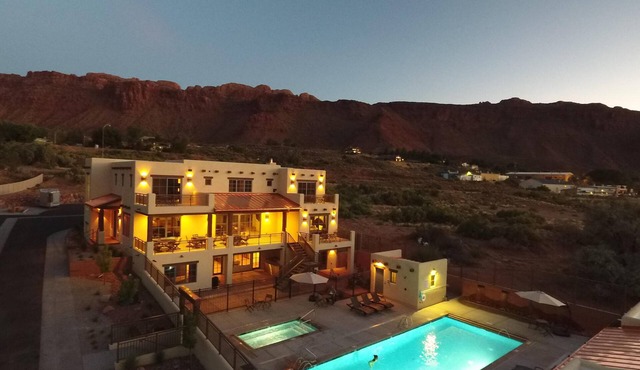 Beautiful Lodge in the heart of Moab, Utah