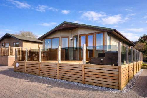 Beautiful Lodge Retreat - 3 Bedrooms - Sleeps 6