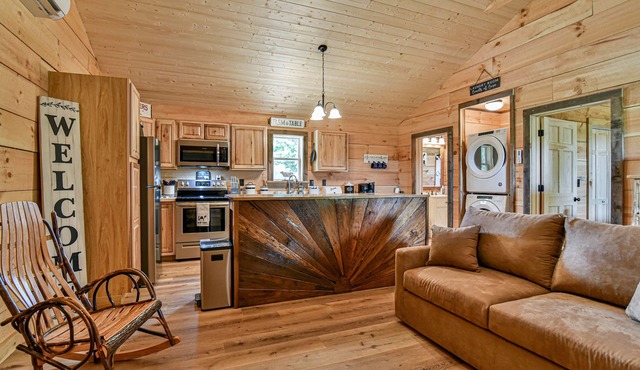Beautiful Log Cabin on Horse Farm The Holy Cow