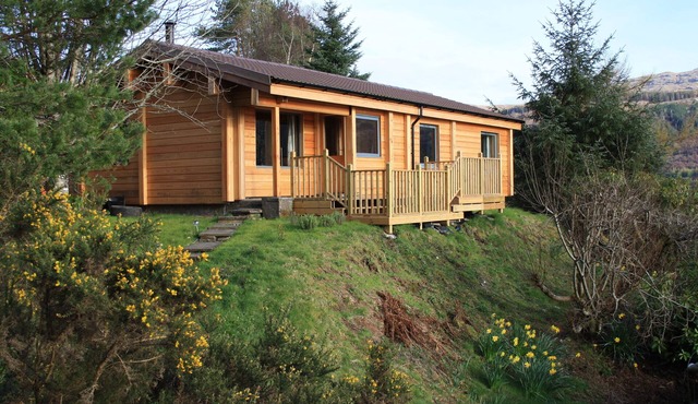 Beautiful Log Cabin in a Stunning Location with Mountain and Loch Views