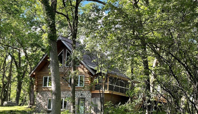 Beautiful Log Cabin Retreat on 6 Acres of Forest Only 10 Minutes to Lake Geneva.