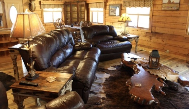 Beautiful Log Home nestled in the South Dakota Black Hills.