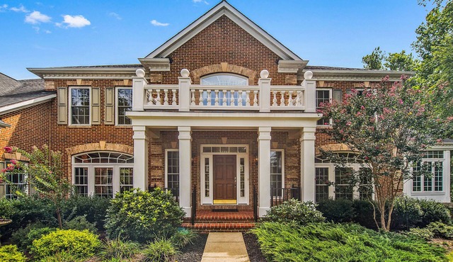 Beautiful Luxury Estate Home Minutes to Washington DC. DARNESTOWN. N. POTOMAC