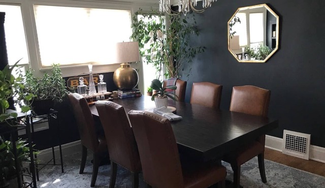 Beautiful Luxury Suite A of Shorewood Home