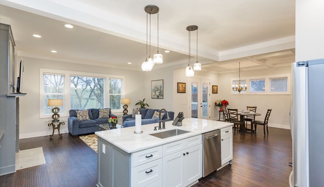 Beautiful Luxury Vacation Home in Heart of Nashville