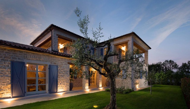 Beautiful luxury villa with private sports & ECO resort, Istria, Croatia