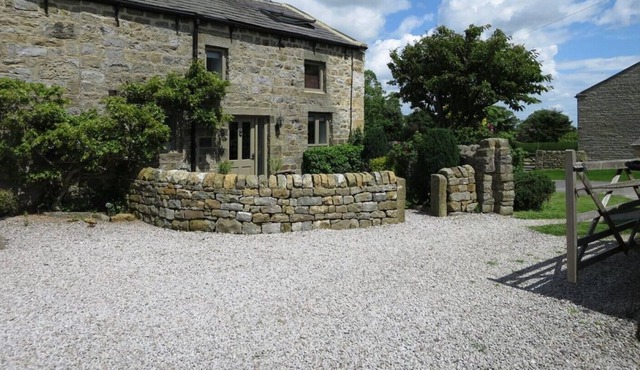 Beautiful Luxury Yorkshire Cottage- The Courtyard