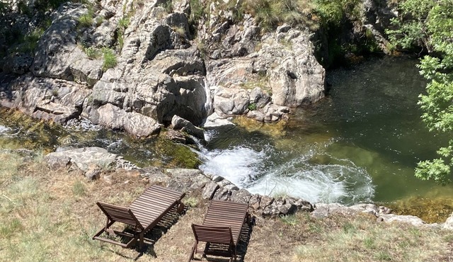 Beautiful Maisonnette with private river in the heart of the Monts d'Ardèche