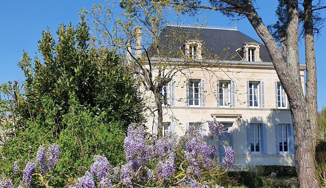 Beautiful Manor house with heated pool in a village, close to sandy beaches.