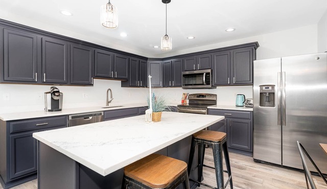 Beautiful Maple Valley home, near Eastside, Renton, near HW18 & SeaTac Airport