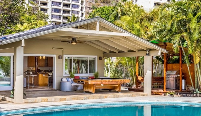 Beautiful Marina Home w/ Private Dock, Pool & Hot Tub