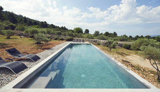 Beautiful Mas in the countryside with stunning views