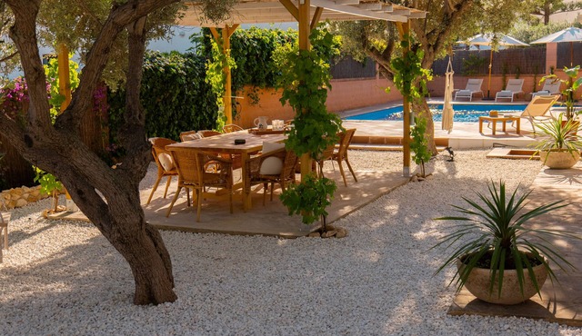 Beautiful Mediterranean Villa with sea view and private pool in Altafulla