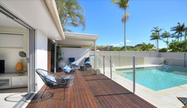 Beautiful Mermaid Beach Retreat