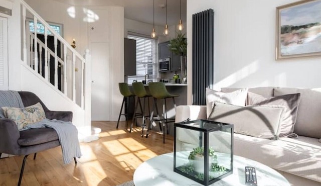 Beautiful Mews Cottage | 6 min walk to Rottingdean Beach | Near Brighton