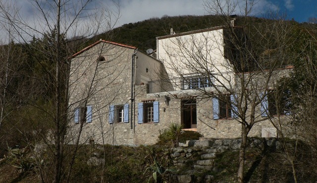 Beautiful Millhouse next to the river.
