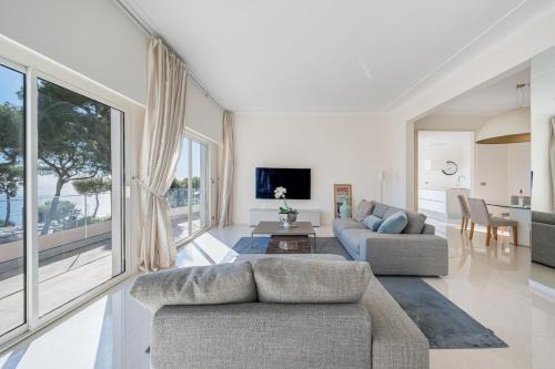 Beautiful modern villa sea view BEL AIR eze bord de mer