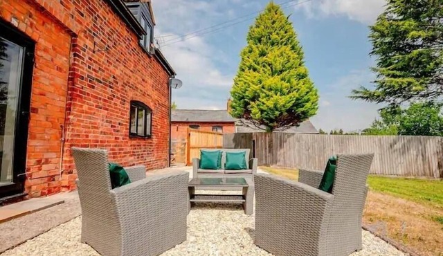 Beautiful modern 3-bed home