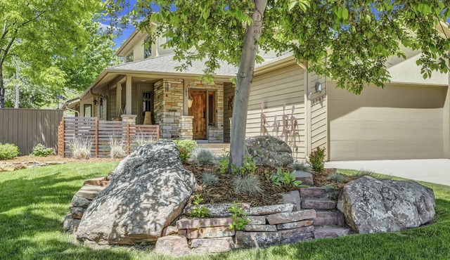 Beautiful Modern Bright and Spacious!