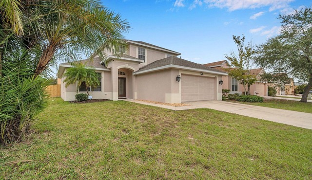 Beautiful modern home with a huge pool in the Tampa Bay Area.