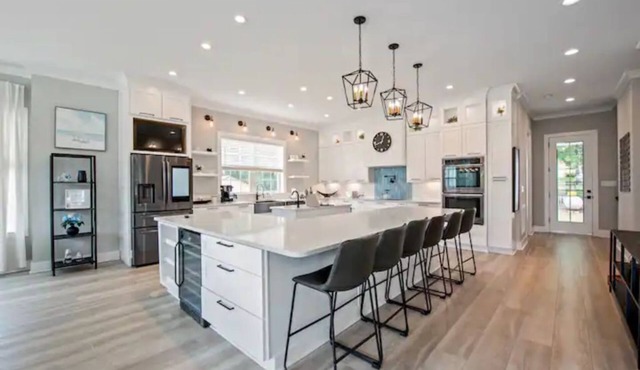 Beautiful Modern Lake Home in Mooresville NC