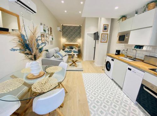 Beautiful modern loft 1km from the sea in Valencia