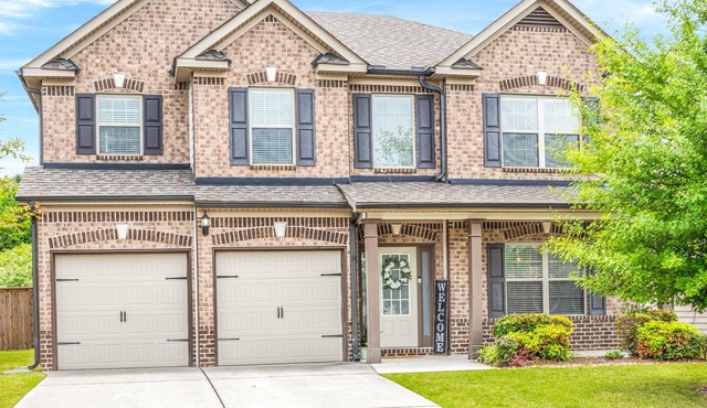 Beautiful Modern Luxury Oasis