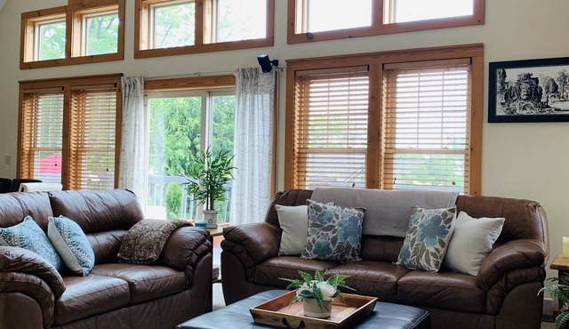 Beautiful mountain house with incredible views of the Pocono mountains.