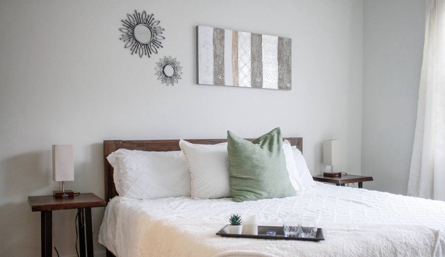 Beautiful Mountain View Apt Farmington Station by Lagoon