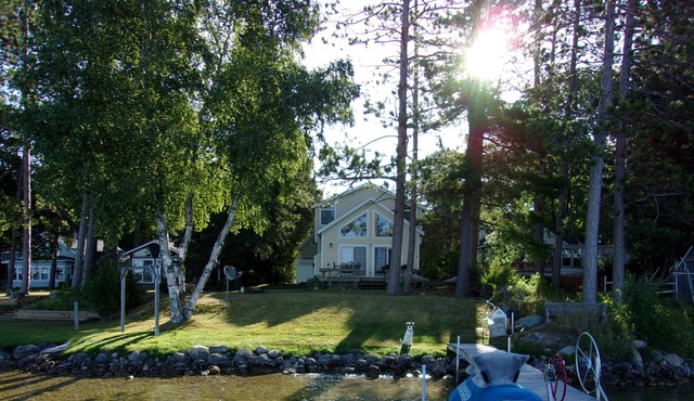 Beautiful Mullett Lake Cottage