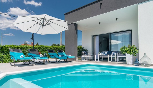 Beautiful newly built Villa Oleandra for up to 5 persons, with private pool