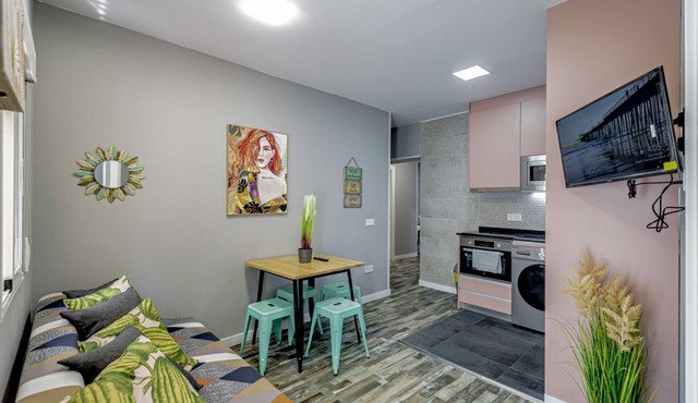 Beautiful near Santiago Bernabéu - ALVARADO Apartment