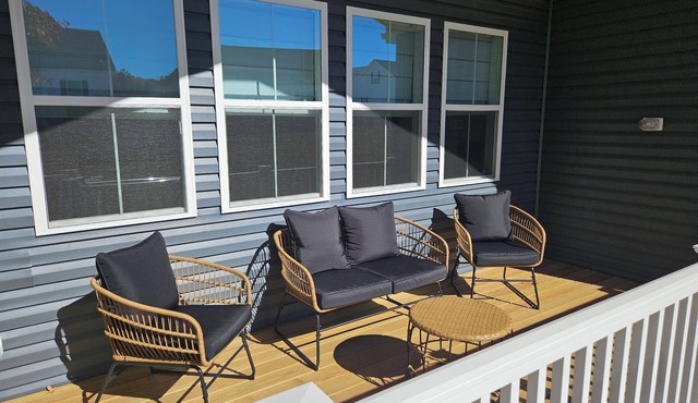 Beautiful new 4-bedroom house with near Killens Pond State Park and Dover AFB