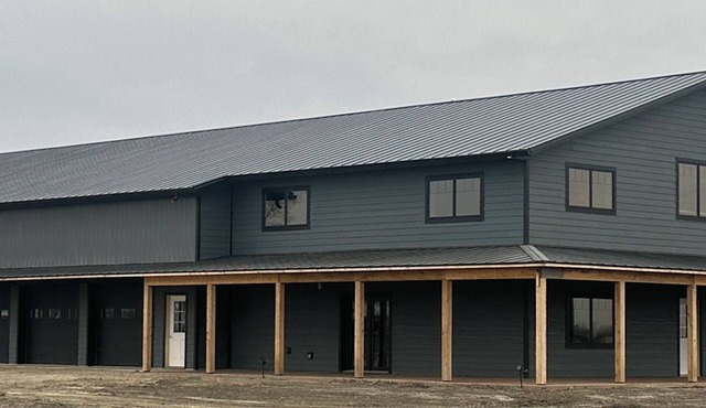 Beautiful New 5-bedroom Shouse minutes from Aberdeen.