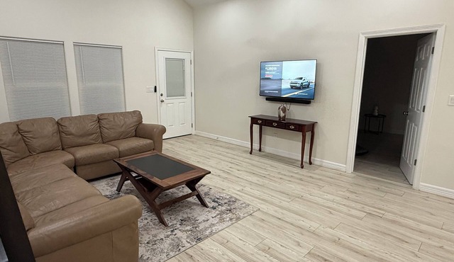 Beautiful New Build 3-bedroom Home in Peaceful area Rockport. A/C and Boat Space