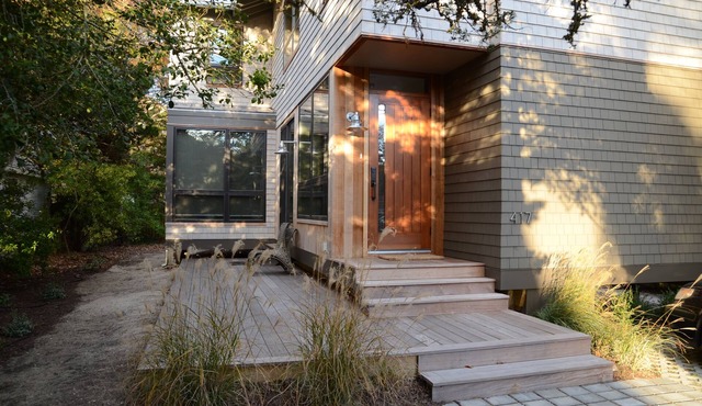 Beautiful new construction modern beach sanctuary in secluded Cape May Point!