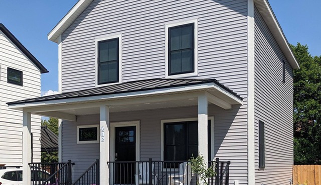 Beautiful New Construction (2023) Vacation Rental In Downtown Grand Haven, MI.