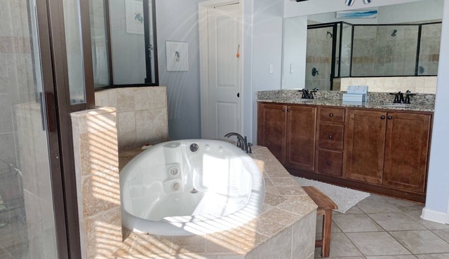 Beautiful New Home 1 minute from Memphis