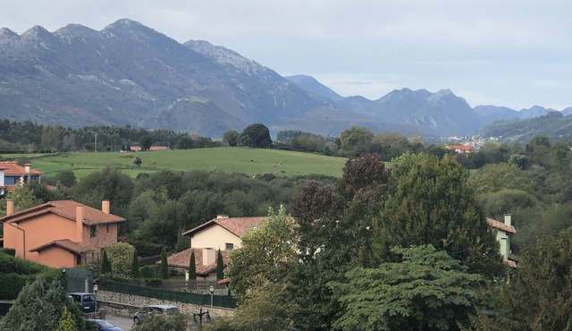 Beautiful new house in Colombres with porch and garden