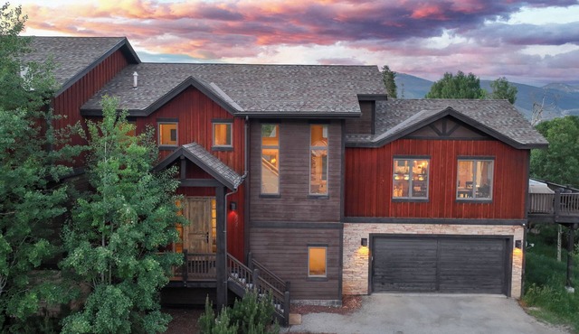 Beautiful, Newer 5 Level Luxury Mountain Home - Grande Summit Lodge