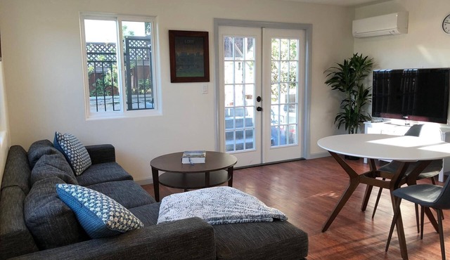 Beautiful, newly-remodeled 1 bedroom 1 bath private home in sunny Hermosa Beach!