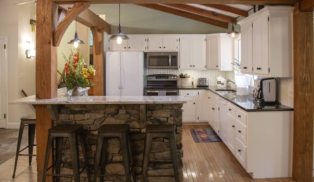 Beautiful Newly Renovated Home, Private Wooded property located in Lancaster Co