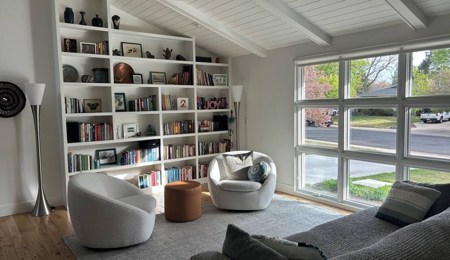 Beautiful newly renovated home 1.5-miles to Folsom Field/CU or downtown Boulder