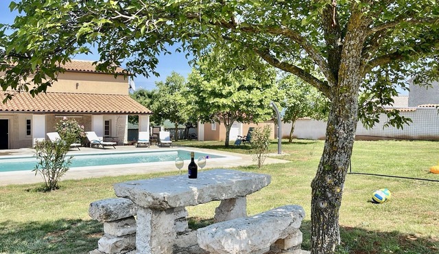 Beautiful newly renovated villa - Villa Sara Hrboki *5 minutes to the beach*