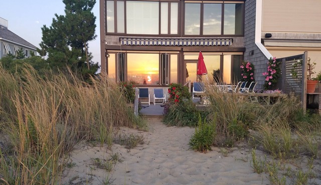 Beautiful North Shores Beach Home - Great deck with views that go on and on