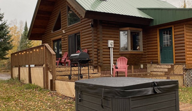 Beautiful North Woods Lodge