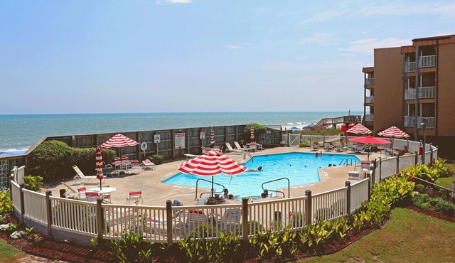 Beautiful Oceanfront Topsail Dunes Condo Steps From The Beach.